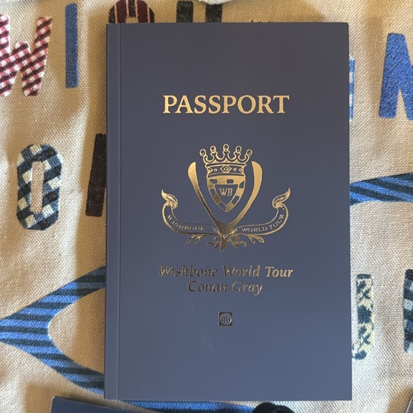 Conan Gray VIP Merch Bundle - Picture 2 of 3